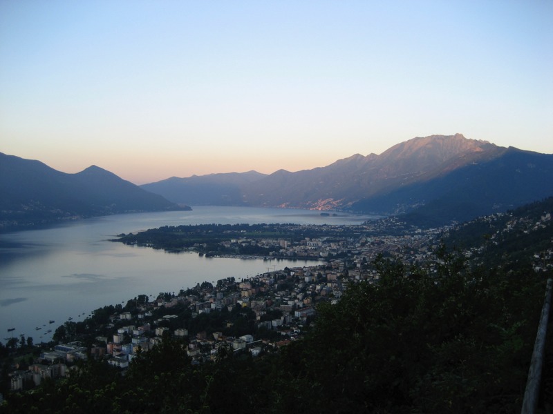 Atemberaubende Aussicht auf den Lago Maggiore